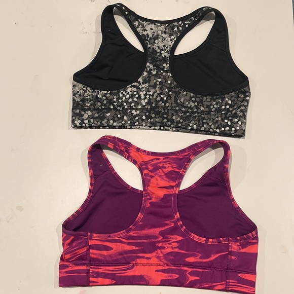 Set of 2 Nike sports bras - Picture 4 of 4